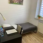 Nest ホームステイ ポズナン